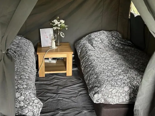 Luxuszelt De Drentse Safari Sleen